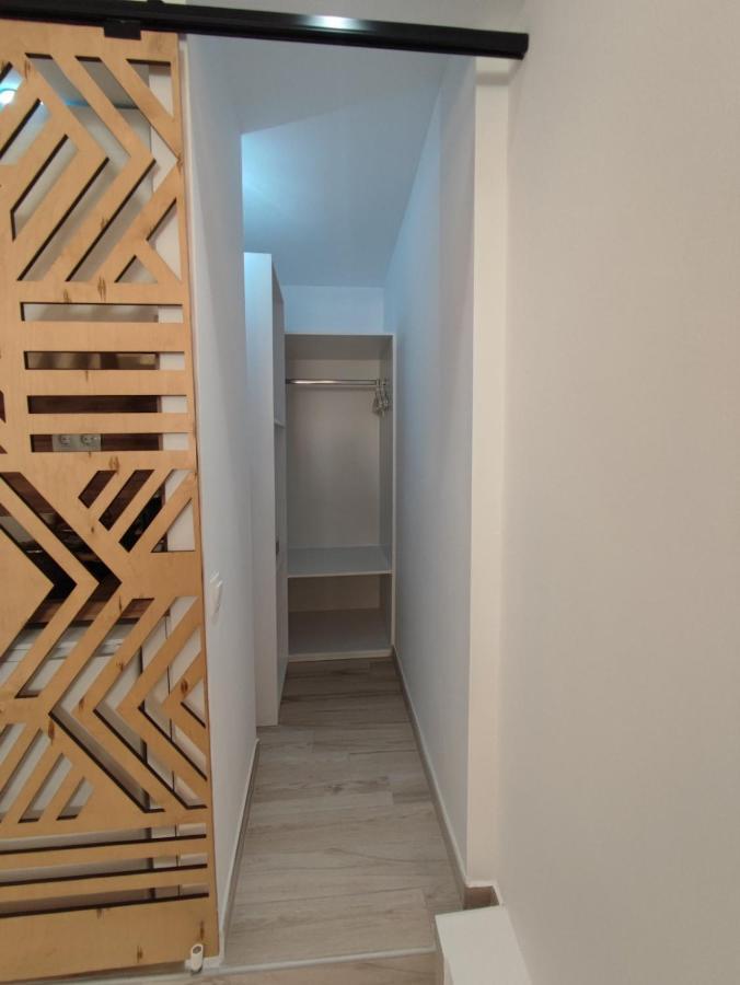 Theasis 3 Apartamento Néos Marmarás Exterior foto