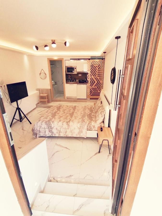 Theasis 3 Apartamento Néos Marmarás Exterior foto